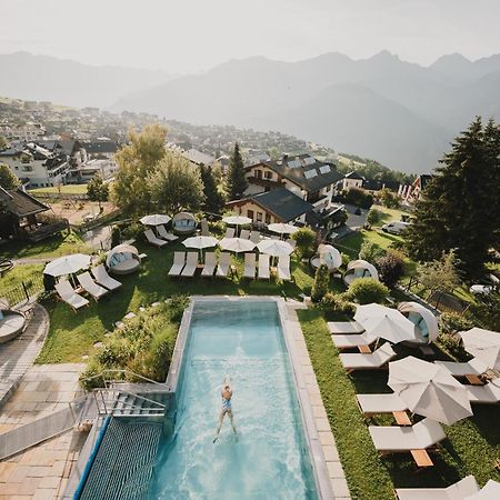 Schlosshotel Фис Экстерьер фото